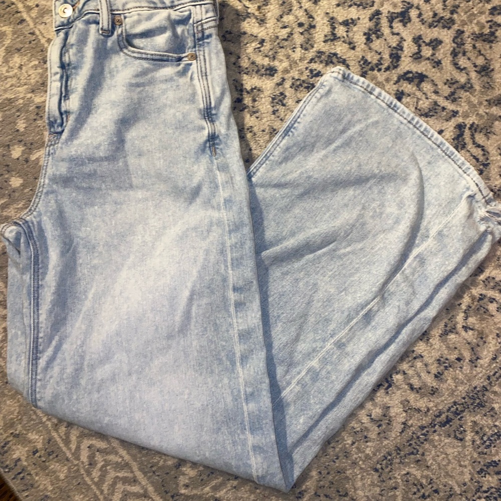 American Eagle Outfitters Light Blue High-Rise Wide Leg Jeans